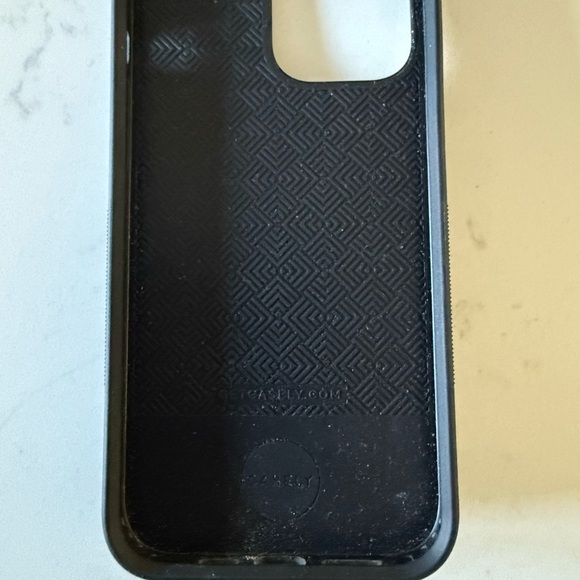 Casely Pro max 13 - Picture 3 of 4